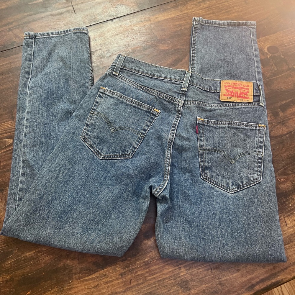 Levi's Men's Classic 541 Straight Denim Jeans